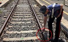 Piazzarono blocchi di cemento per far deragliare il treno. Identificati e denunciati due minori