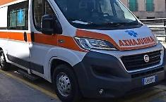 Mandibola fratturata a pugni nel locale, scattano le indagini: si cercano i testimoni e i video delle telecamere