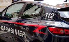 Scappa al controllo con l'hashish in tasca: denunciato 36enne