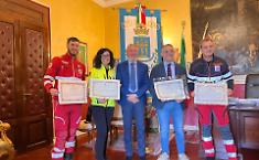 Eroi in camice e coraggio: Agrigento premia gli operatori del 118 aggrediti a San Calogero