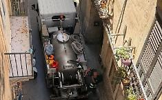 Blocco delle autobotti paralizza Agrigento: emergenza idrica e minaccia di azioni legali