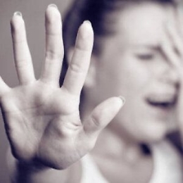 Compagno violento agli arresti domiciliari:
provvedimento a Vallelunga Pratameno