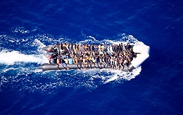 Alarm Phone: barca con 90 migranti lancia Sos nel Canale di Sicilia