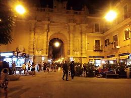 Il branco che agiva per odio razziale
Gli arrestati sono tre ultras del Marsala