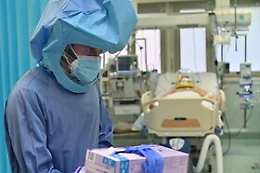 Covid, sono tre le varianti sotto osservazione