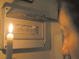 Tutti col climatizzatore acceso !
E così Catania restò senza luce