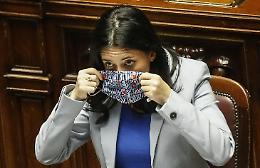 La mozione di sfiducia leghista alla ministra siciliana Azzolina: dubbi anche sulla laurea