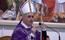 E il vescovo di Noto scrive il testo di una canzone per Fedez