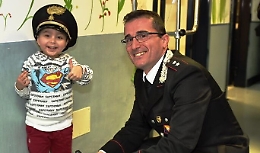 Catania, doni dai carabinieri ai piccoli dell'Oncologia del Policlinico