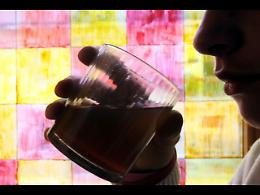 Neopatentato alza il gomito e causa un incidente. Patente addio dopo una settimana