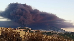 Alcamo, dopo il maxi-rogo la qualit&agrave; dell'aria torna nella norma