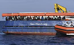 Sea Watch di nuovo sotto inchiesta per favoreggiamento dell'immigrazione clandestina