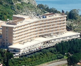 Nell'ospedale di Taormina impiantato
il pacemaker più piccolo al mondo