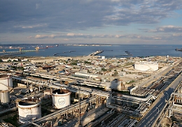 Embargo al petrolio russo, allarme Ugl su Priolo: «Effetti saranno devastanti»