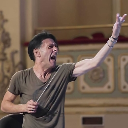 Ezio Bosso, l'annuncio sconvolgente: «Non posso più farlo»