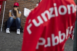 Sciopero del pubblico impiego, in Sicilia sit-in davanti le Prefetture