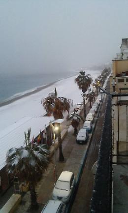 Sicilia sommersa dalla neve