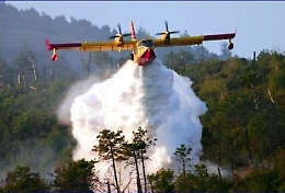Incendio vicino Marineo: evacuate famiglie e scout