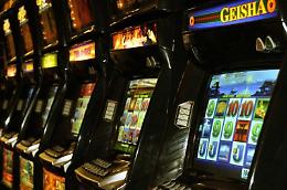 Mafia, sequestra da 30 milioni di euro al "re" dei videopoker truccati nel Ragusano