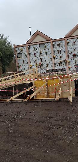 Mascalucia: cimitero impraticabile per i disabili