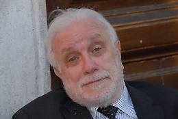 E' morto Luciano De Crescenzo, grande scrittore, regista e attore della "scuola napoletana"