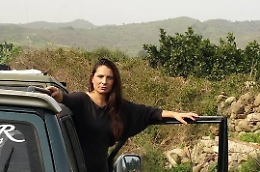 Tragica gita sui Nebrodi: col fuoristrada finiscono in un burrone, muore donna di 42 anni