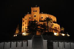 Palermo, il castello Utveggio illuminato. Musumeci: «Sia simbolo di rinascita»