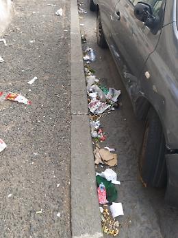 Catania: Questo è  il biglietto da visita di via Archimede