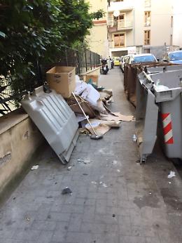 Catania, via Malta invasa dai rifiuti e pago una Tari di 243 euro!