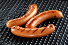 Rischia di strozzarsi con wurstel, bimbo di tre anni soccorso a Palermo