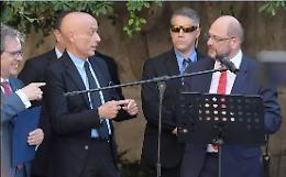 Migranti, il ministro Minniti: «Grazie a Catania e alla Sicilia per quanto fatto»