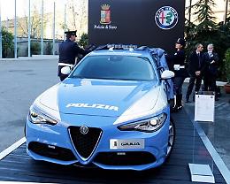 Si rinnova il parco auto della Polizia
