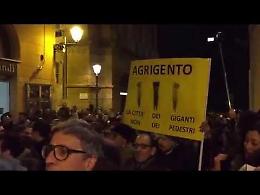 Agrigento, il video del corteo contro i consiglieri