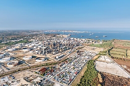 Petrolchimico di Siracusa, occupazione a rischio: per i sindacati serve subito la riconversione sostenibile