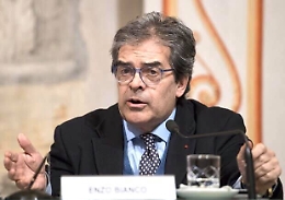 Enti locali, Enzo Bianco: «La legge crea zone d’ombra che inghiottono i sindaci»