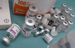 Vaccini in Sicilia, a questo ritmo immunità di gregge a settembre