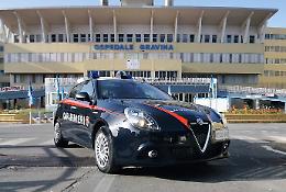 Caltagirone, sull'ambulanza non solo ossigeno e barella ma anche munizioni