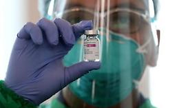 Vaccini, in Sicilia "Open day" AstraZeneca 
riservato ad over 60. Novità anche per J&amp;J