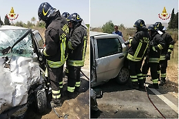 Automobilista muore nello scontro con un'altra auto  nel Catanese: c'è anche un ferito