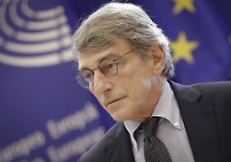 Il presidente del Parlamento europeo Davide Sassoli ricoverato per polmonite