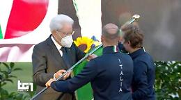 Atleti olimpici e paralimpici al Quirinale restituiscono il tricolore