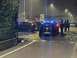 Orrore nel Bresciano, 49enne uccisa in strada a martellate dall'ex fidanzato