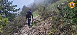 Si perde sull'Etna cercando funghi: salvato
