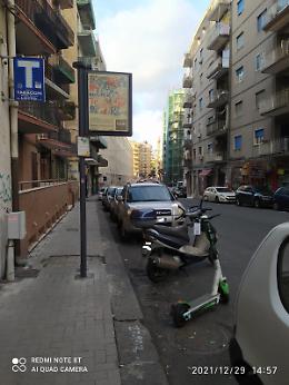 Catania: concittadini incivili alla fermata Amt