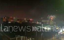 Napoli, l'ordinanza di Manfredi è un flop: botti e fuochi d'artificio fino a notte fonda