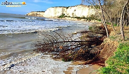 La spiaggia di Eraclea Minoa continua a sparire