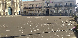 Etna, finita l'eruzione resta &ldquo;solo&rdquo; il tormento della cenere: ecco dove &egrave; caduta