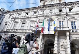 No a doppio cognome per il figlio di 2 mamme: respinto ricorso a Torino