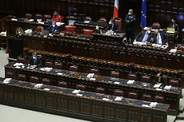 Def: Camera, ok alla risoluzione di maggioranza