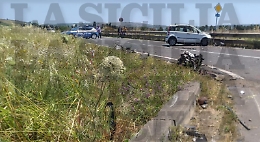 Tre feriti nello scontro tra una Porsche e una Panda: gravi una 22enne e la sorella